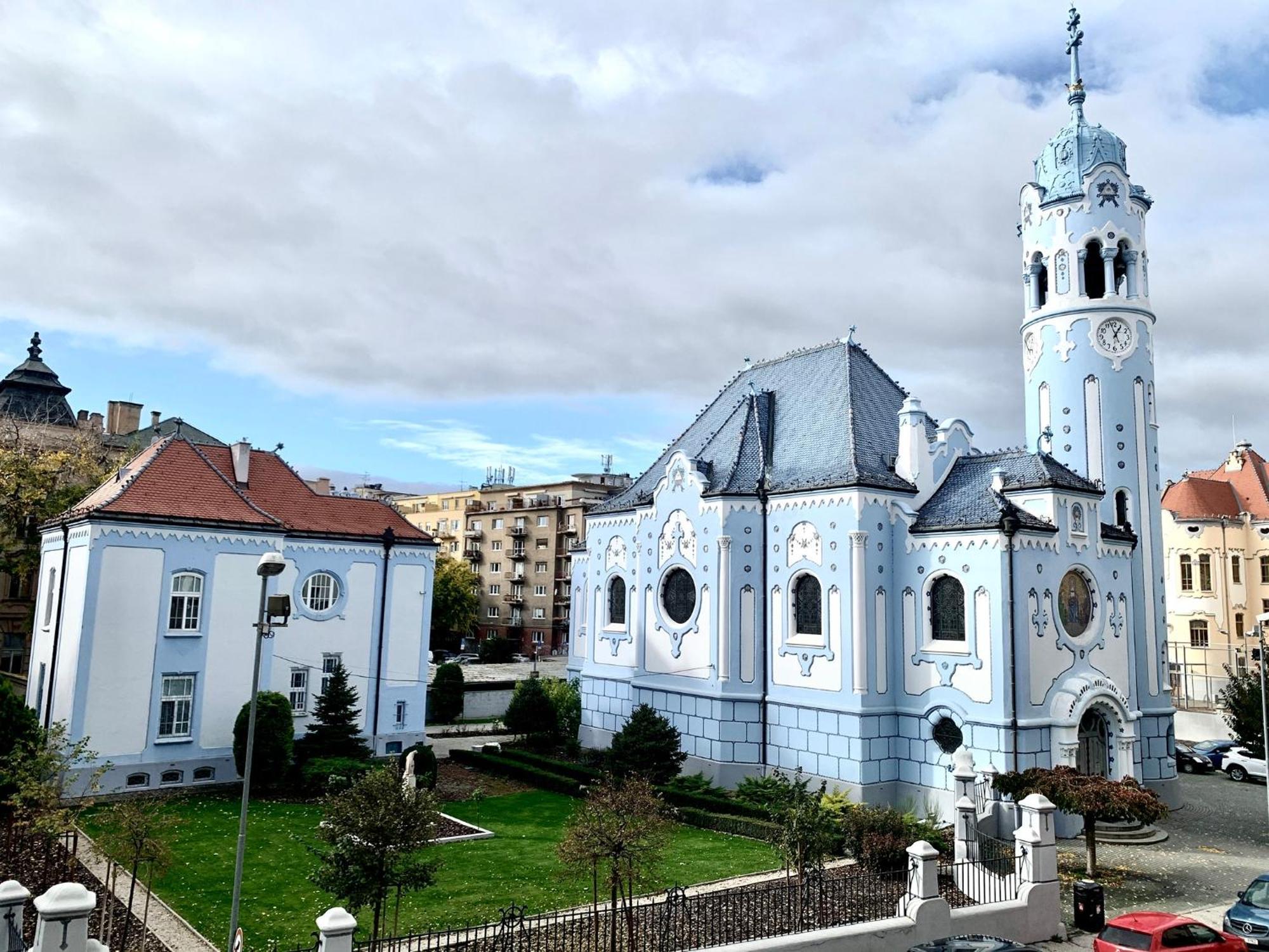 New, Beautiful Apt With Parking In Best Location! Bratislava Esterno foto